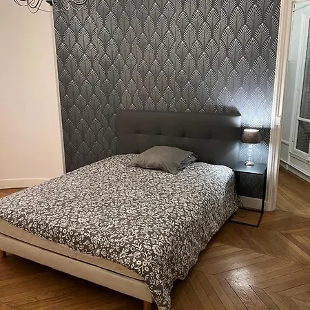 Luxe, Vue Tour Eiffel Ac 5 Ou 6 P Париж
